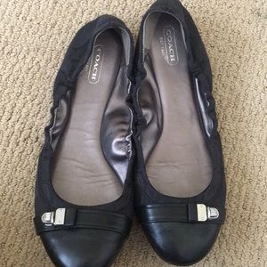 Like new Black coach flats